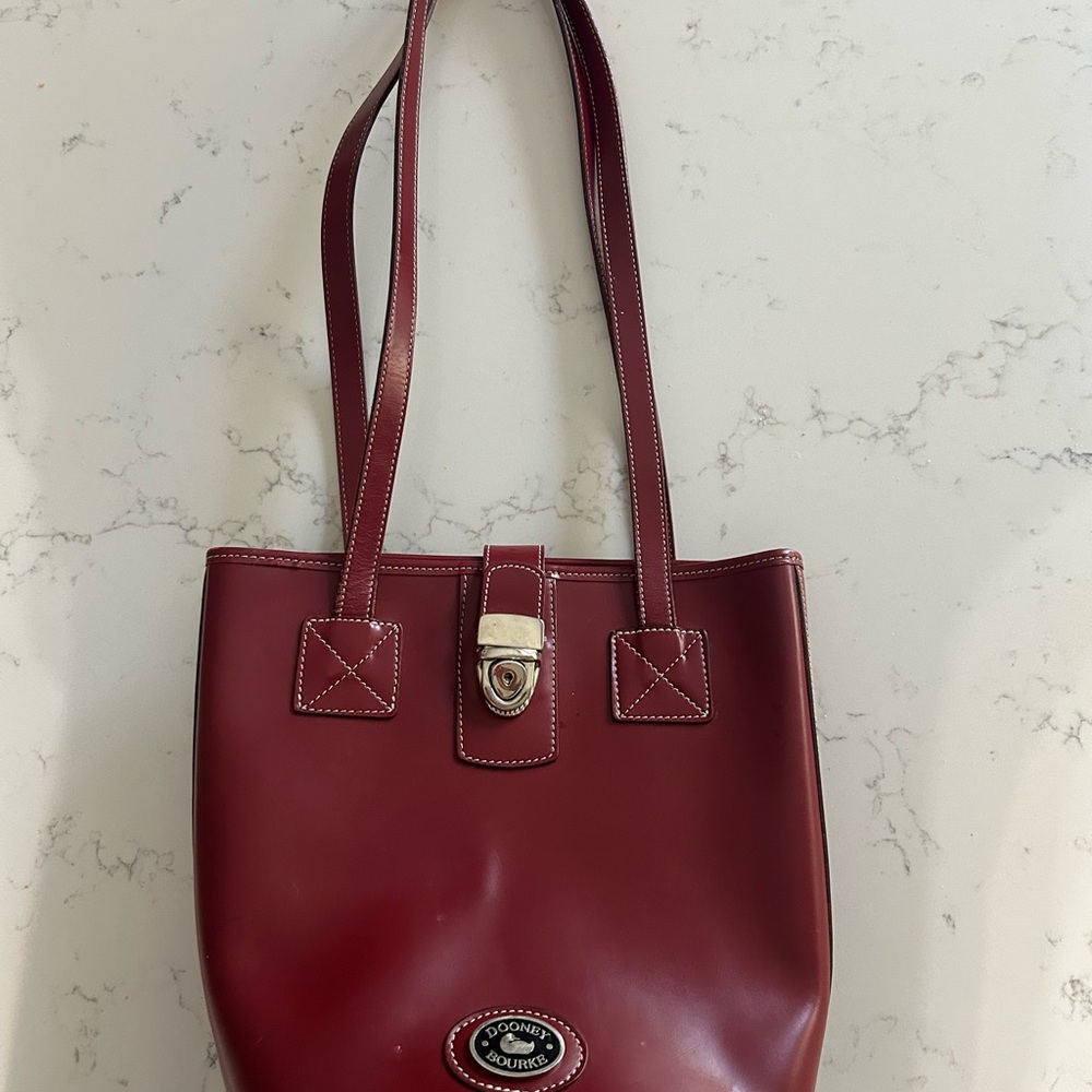 Dooney & Bourke Vintage Red All Weather Leather Tote Push Lock EUC